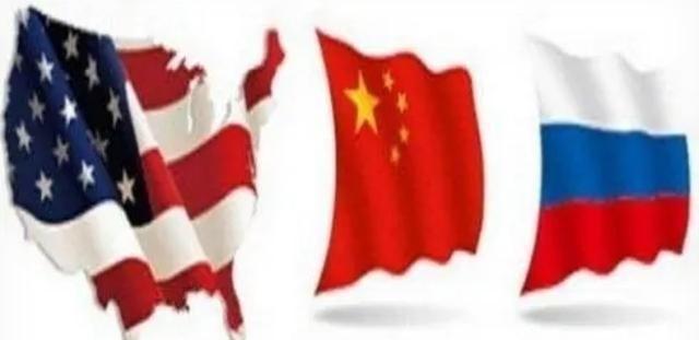 梅德韦杰夫曾表示：“如果美国敢把核武器给乌克兰，俄罗斯可以考虑把核技术卖给美国的