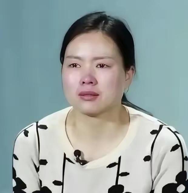 三十多年前，湖北夫妻撇下5岁女儿自杀，谁知23年后女儿竟不顾全村阻拦，执意挖开了