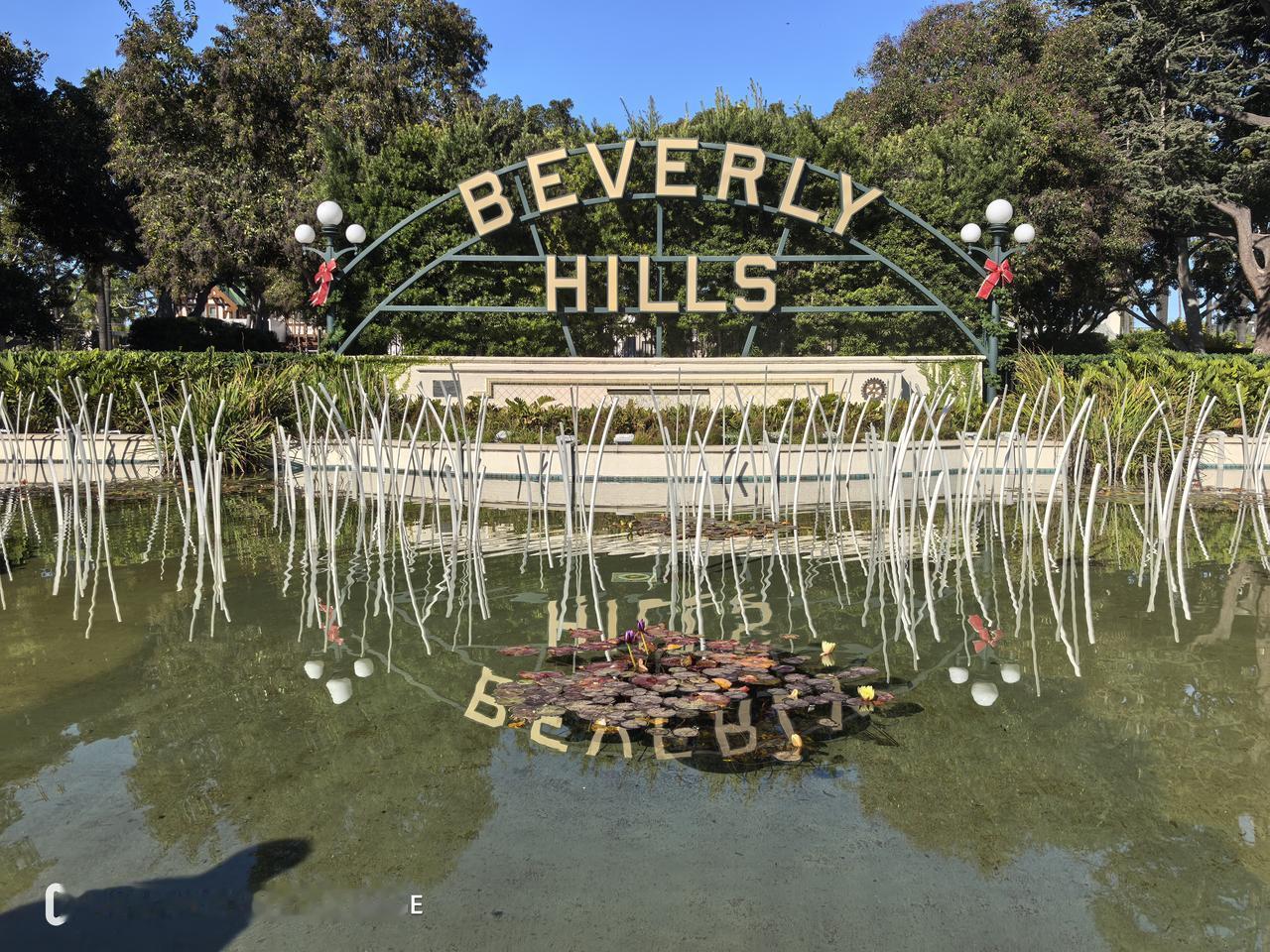 洛杉矶：打卡比佛利市政厅、山顶艺术馆，品意大利美食到洛杉矶第二天