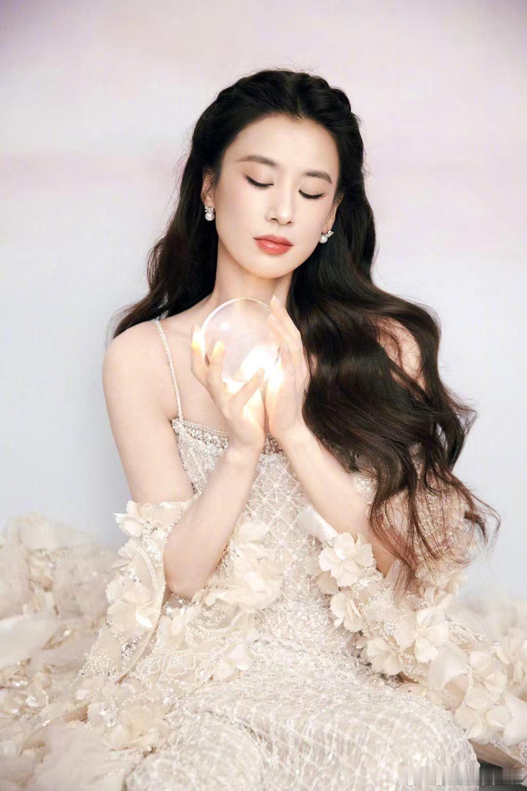 黄圣依原来好这口乘风2026跳舞尽兴听歌随心，遵从内心喜好，自在洒脱活出真实模
