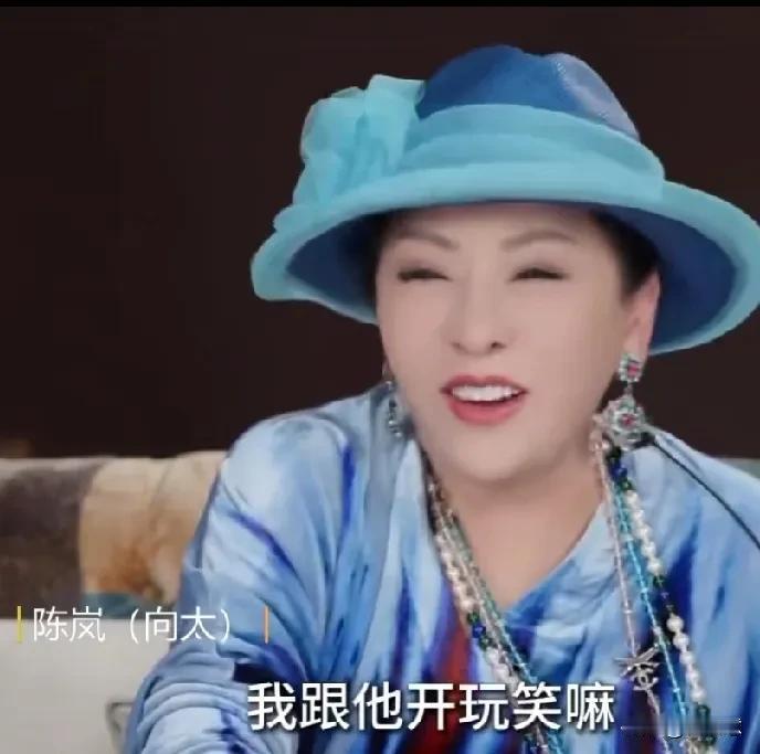 陈岚与李连杰交情几何，一句话便能见分晓。陈岚跟李连杰打趣道：“那个方丈可都是因