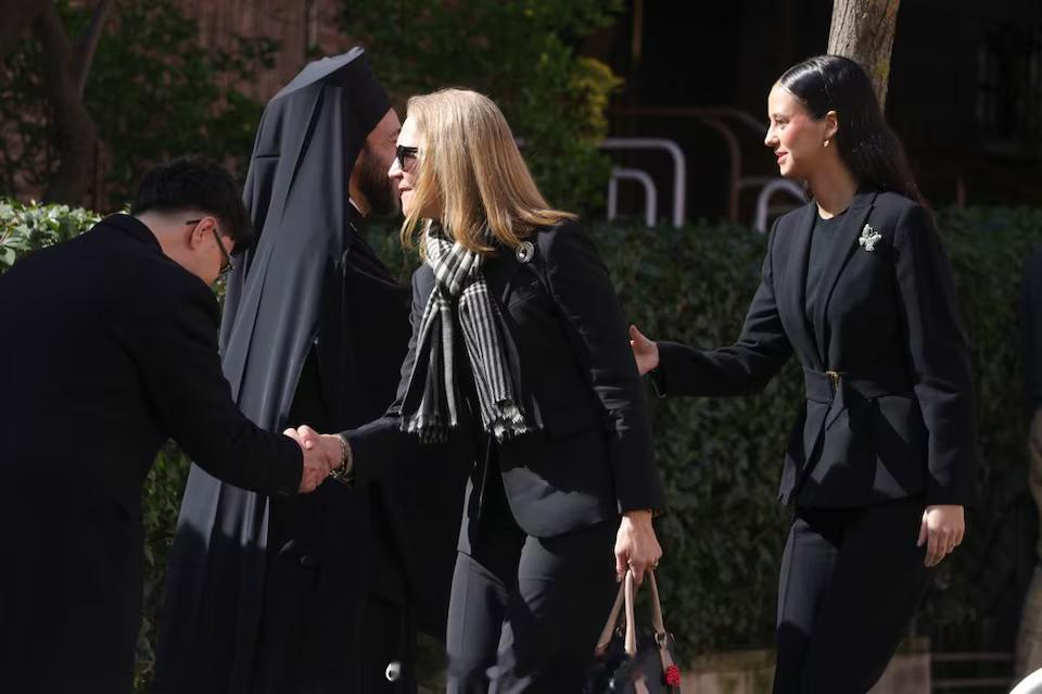 西班牙王室2月24日，西班牙索菲亚王后、伊莲娜公主母女、克里斯蒂娜公主、希腊艾