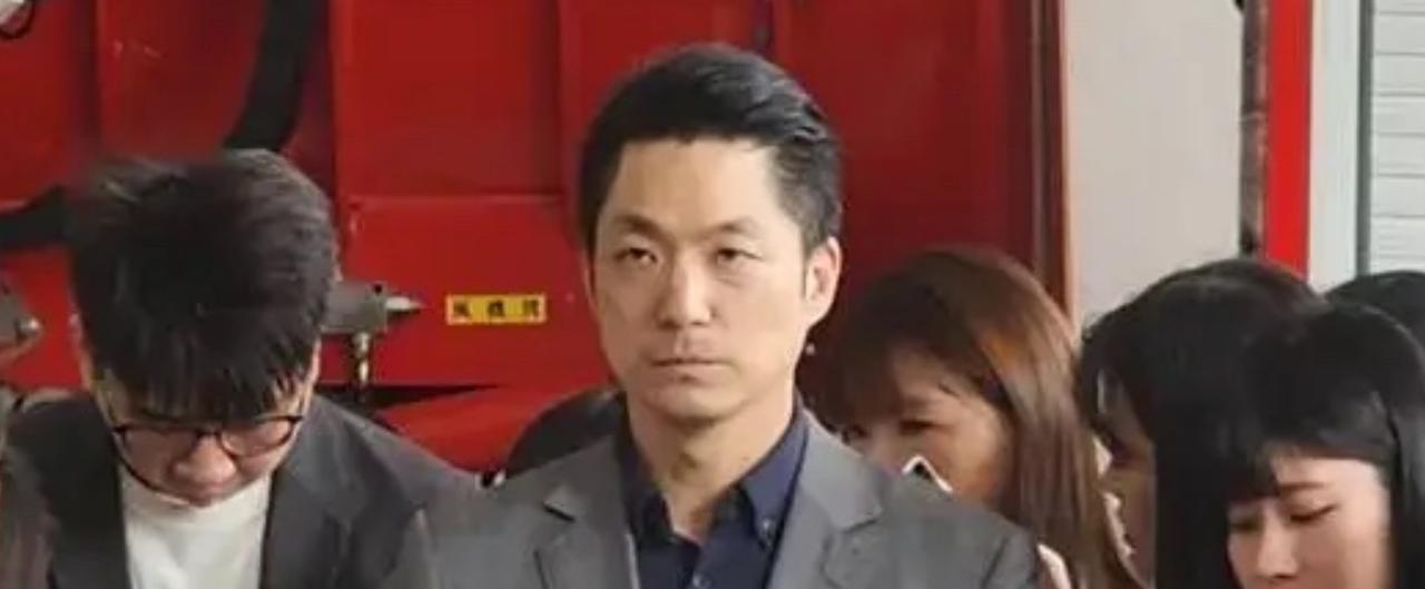 赖清德的“杂质”说惹恼了蒋万安，蒋万安怒怼赖清德：你也是“杂质”。蒋万安痛斥得