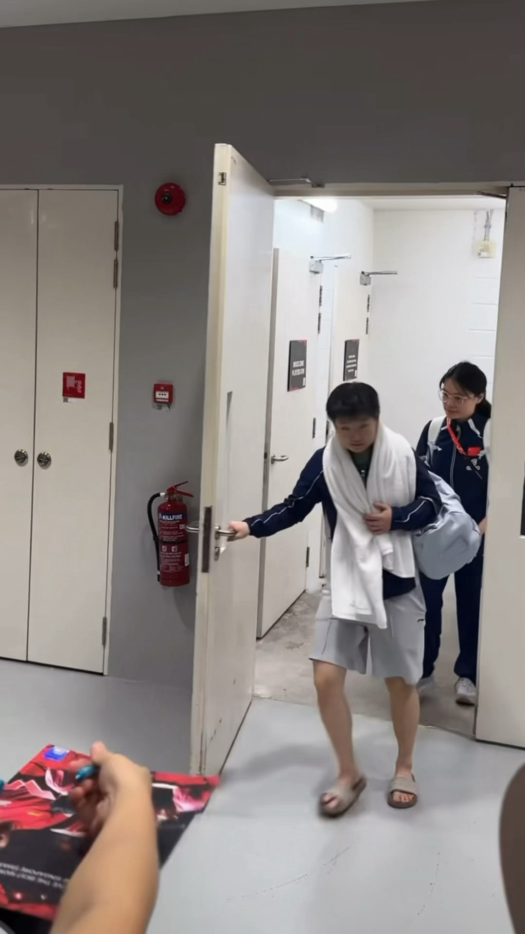 不多说了我真宝宝来了推开门就是宝宝咪🤍😽