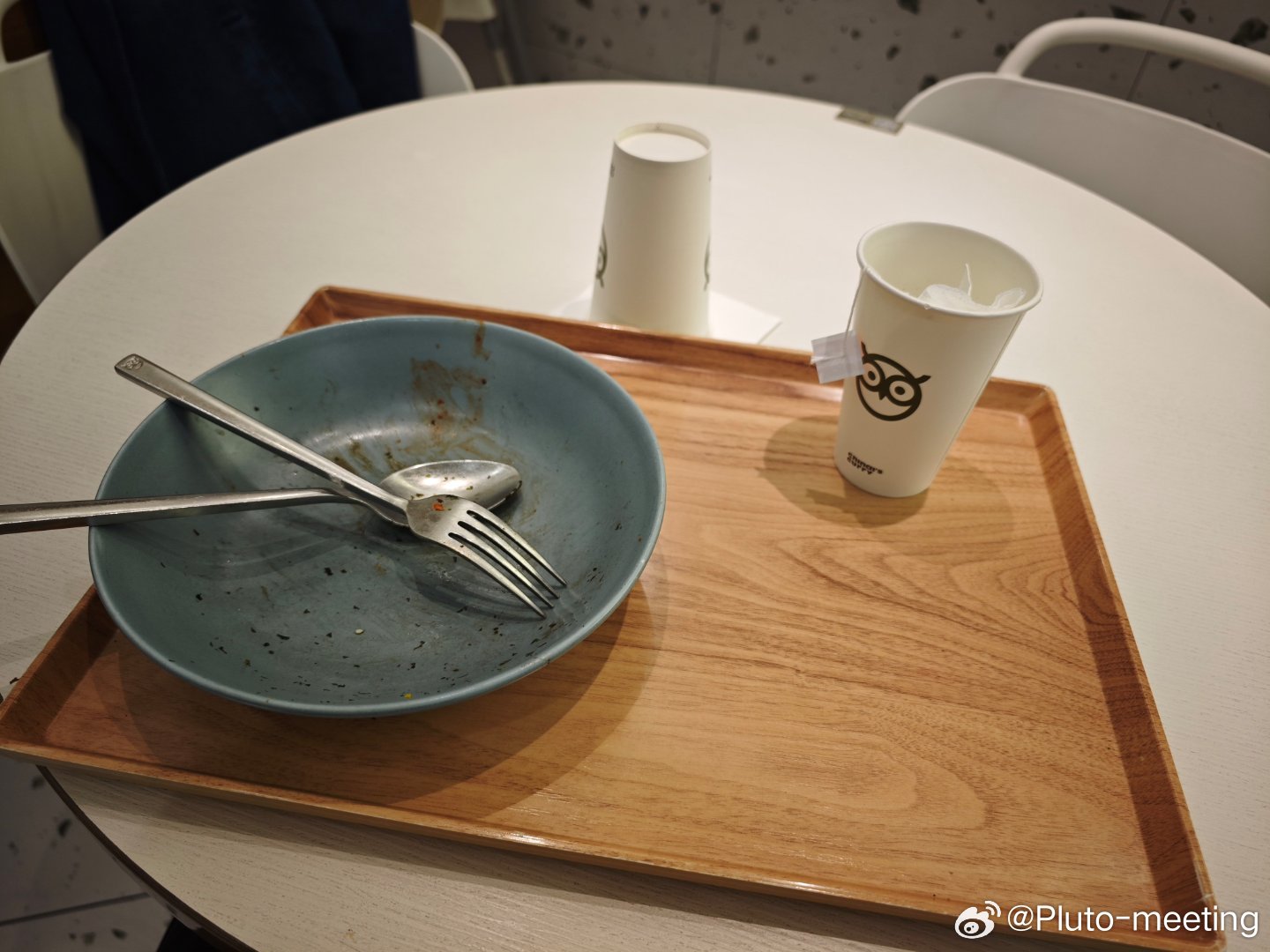 池奈能量拌饭我的安全屋不知道吃啥的时候是它是它就是它！从家里带过来的苹果梨还有核桃怎么都好吃😋甜的