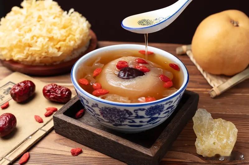 公认的十大抗衰老运动（点赞+收藏）​​​1.游泳：游泳被哈佛医学院教授称