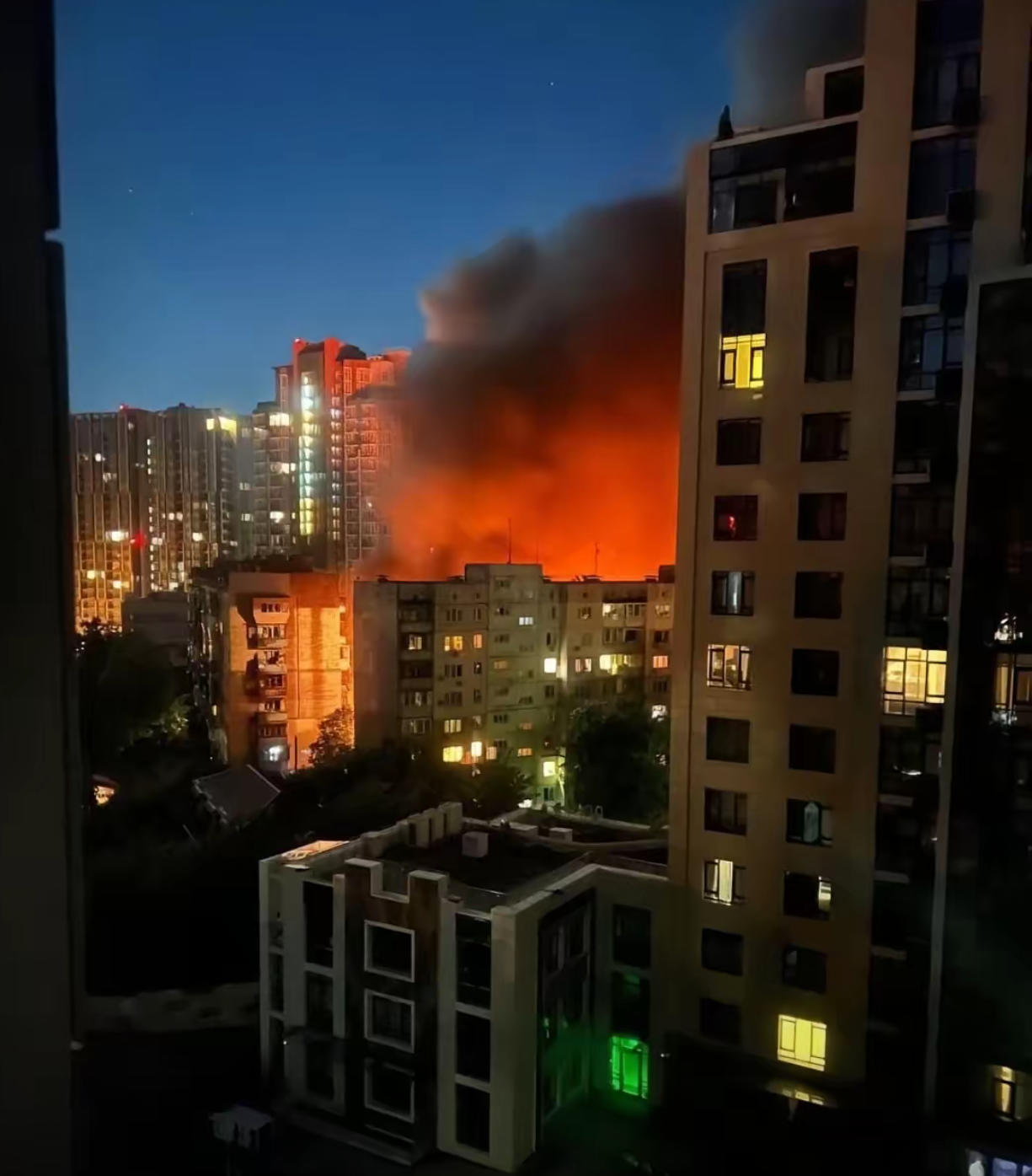 俄军动手了！7月2号凌晨，基辅挨炸了。乌克兰炸了俄军后方一个月，这轮反击，直