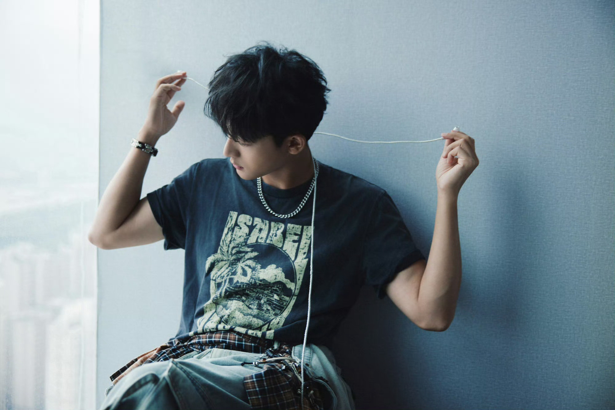 张晚意要找的人原来是余承恩笑不活了！张晚意在音乐节疯狂找的“嫌疑人”竟是余承恩