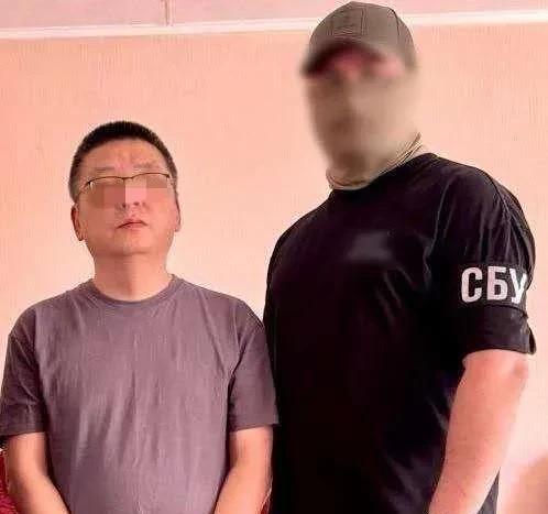 这不得让简中乌友们破防啊！据悉，乌克兰国家安全局先宣称拘留了试图窃取乌克兰“海