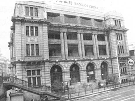 宋美龄到底有多恶毒？蒋介石集团覆灭，很大的程度也是拜她所赐！说起南京的著名景点，