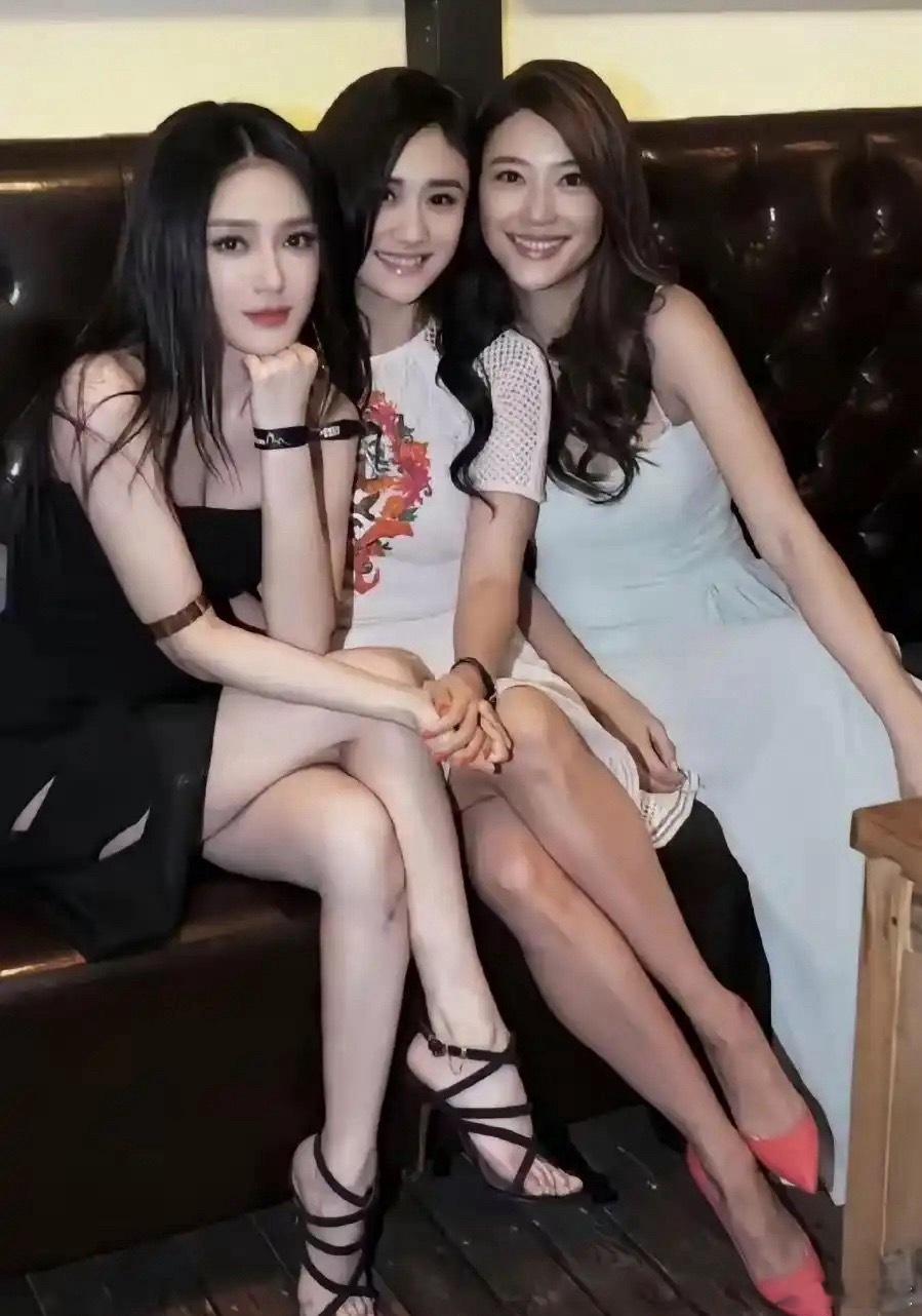 年轻时的秦岚真是美的不像话