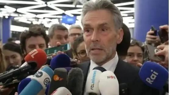 这一回中国可真要杀鸡给猴看了。中国实在忍无可忍，终于要杀鸡给猴看了，谁是这只鸡？