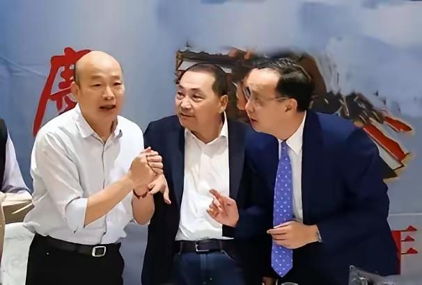 没有主心骨的国民党令人痛心！中国大陆的9.3大阅兵，洪秀柱和李乾龙等统派人士