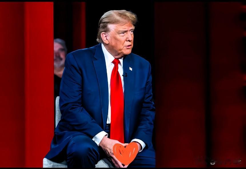 突然特讯美国特朗普临时决定2月17日，特朗普在“空军一号”上表示，即将在