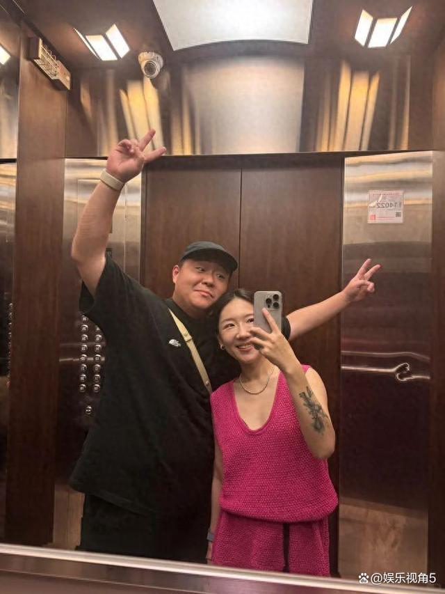 郝劭文急流勇退？直播带货赚够了，已满足想做回自己，举家返台！
