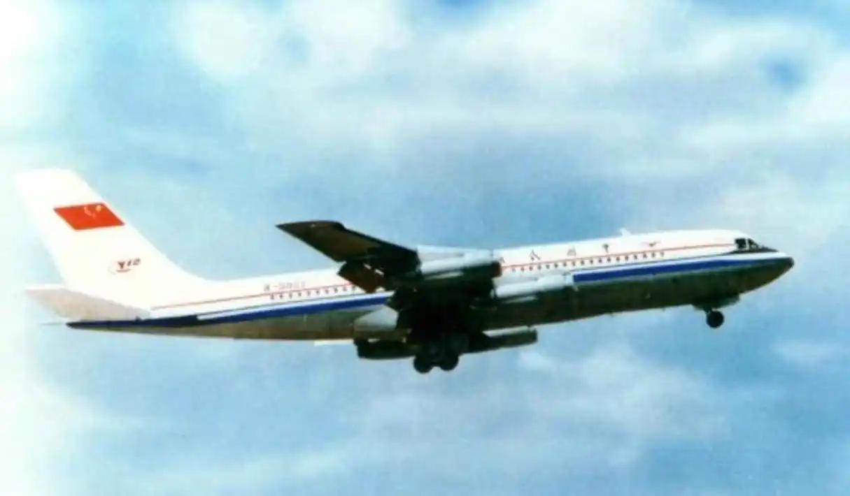 想不明白当年运十为什么下马当年民航，空军海军已经愿意买运-10，民航因为安全