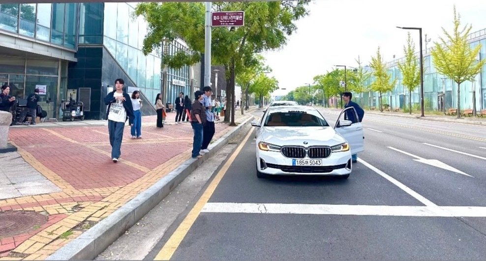 要什么宝马，我们要兰博基尼​