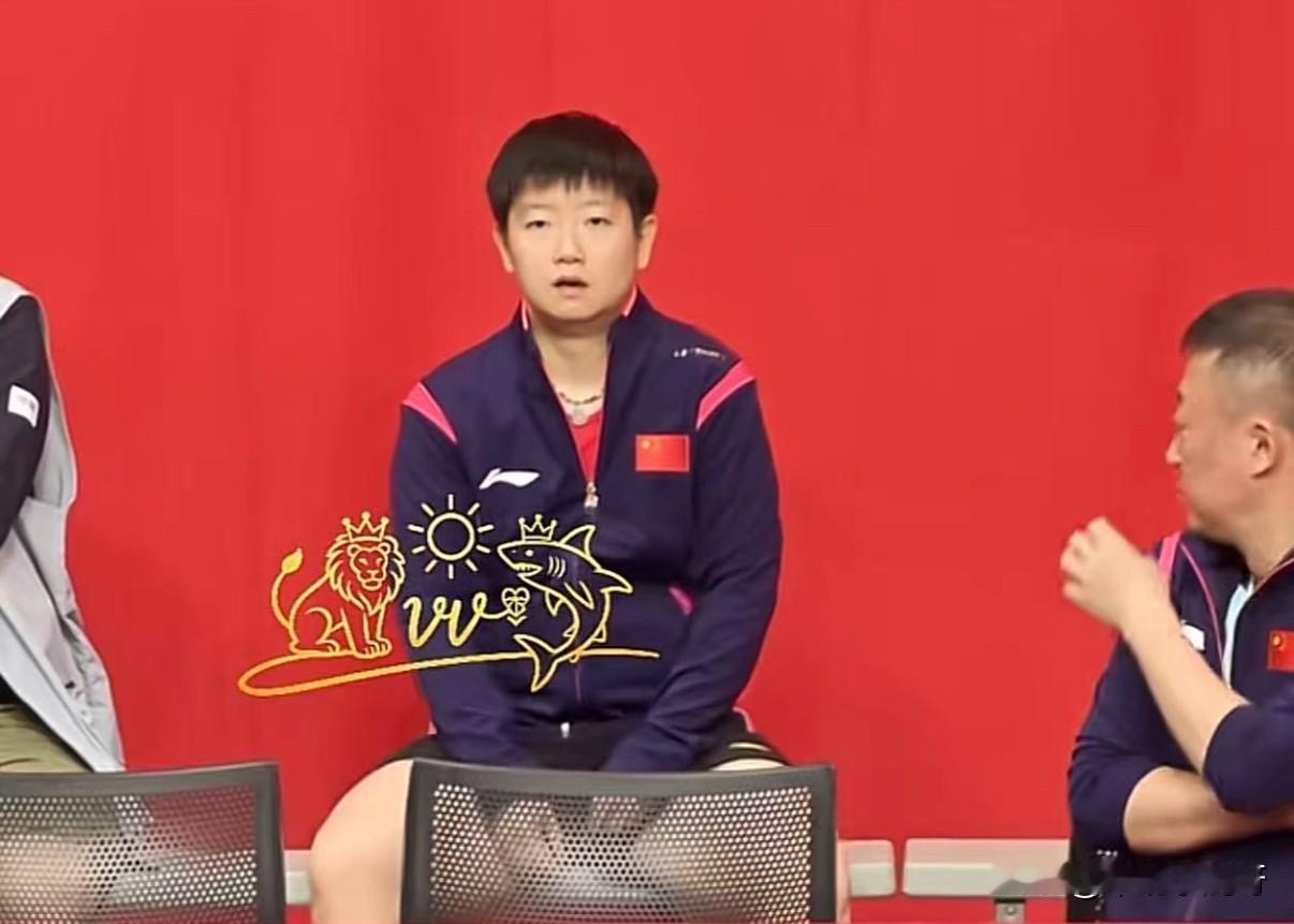 莎莎：马指导一直看我干啥，我又不跑！我们莎莎都惊呆了这是啥啊？第一场就输，莎
