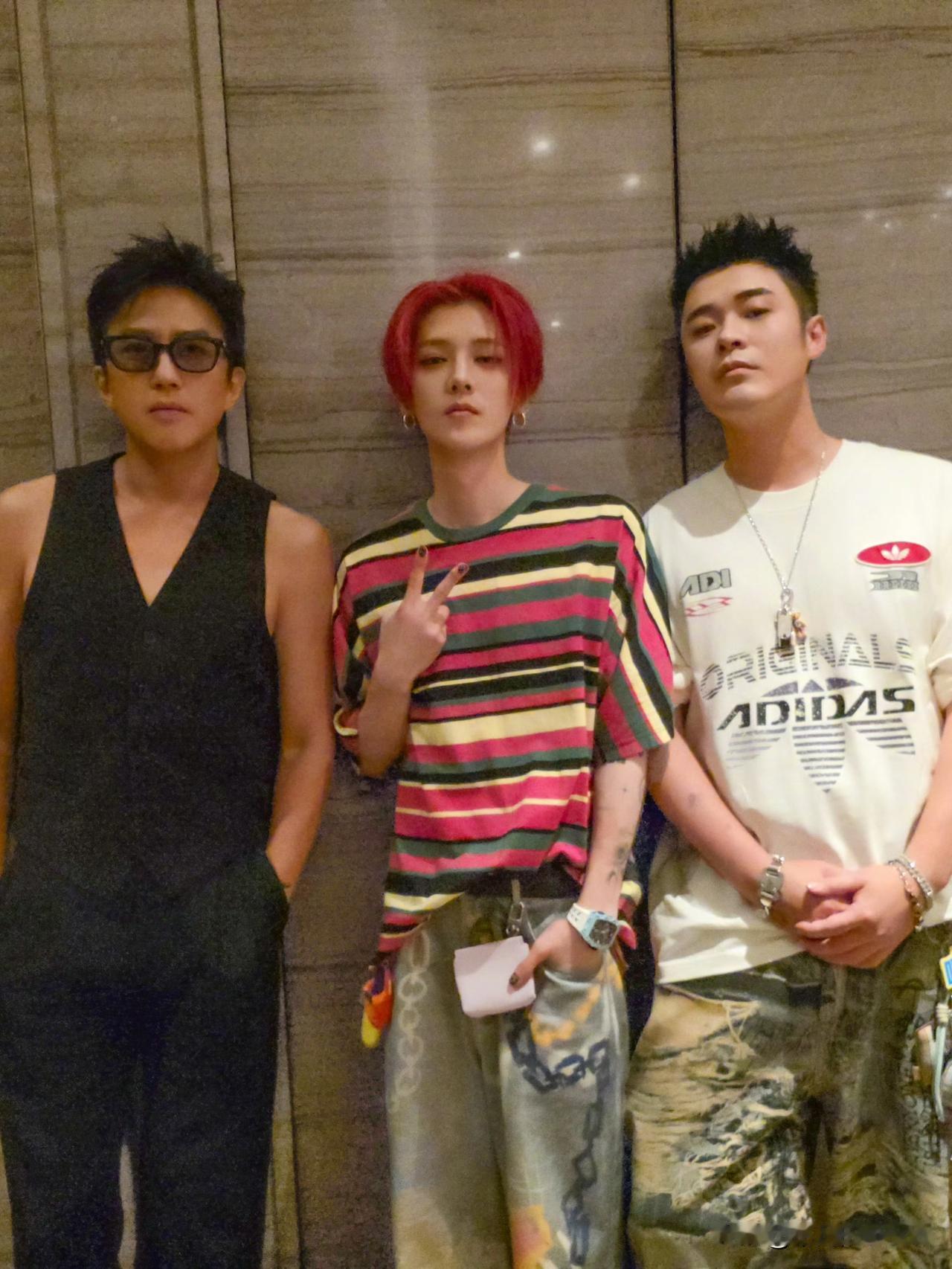 1月24日，陈赫更新拍摄vlog，并配文“那么就开始吧”。视频中，赫哥负责开