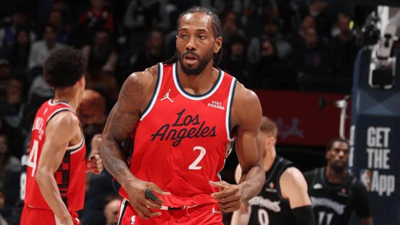 快船与猛龙就伦纳德交易已基本敲定框架协议07月01日讯，据NBA知名记者Jak