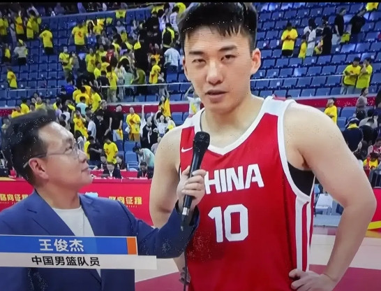王俊杰彻底终结了杜润旺和付豪的国家队之路——估计今后中国男篮再也看不到杜润旺和付