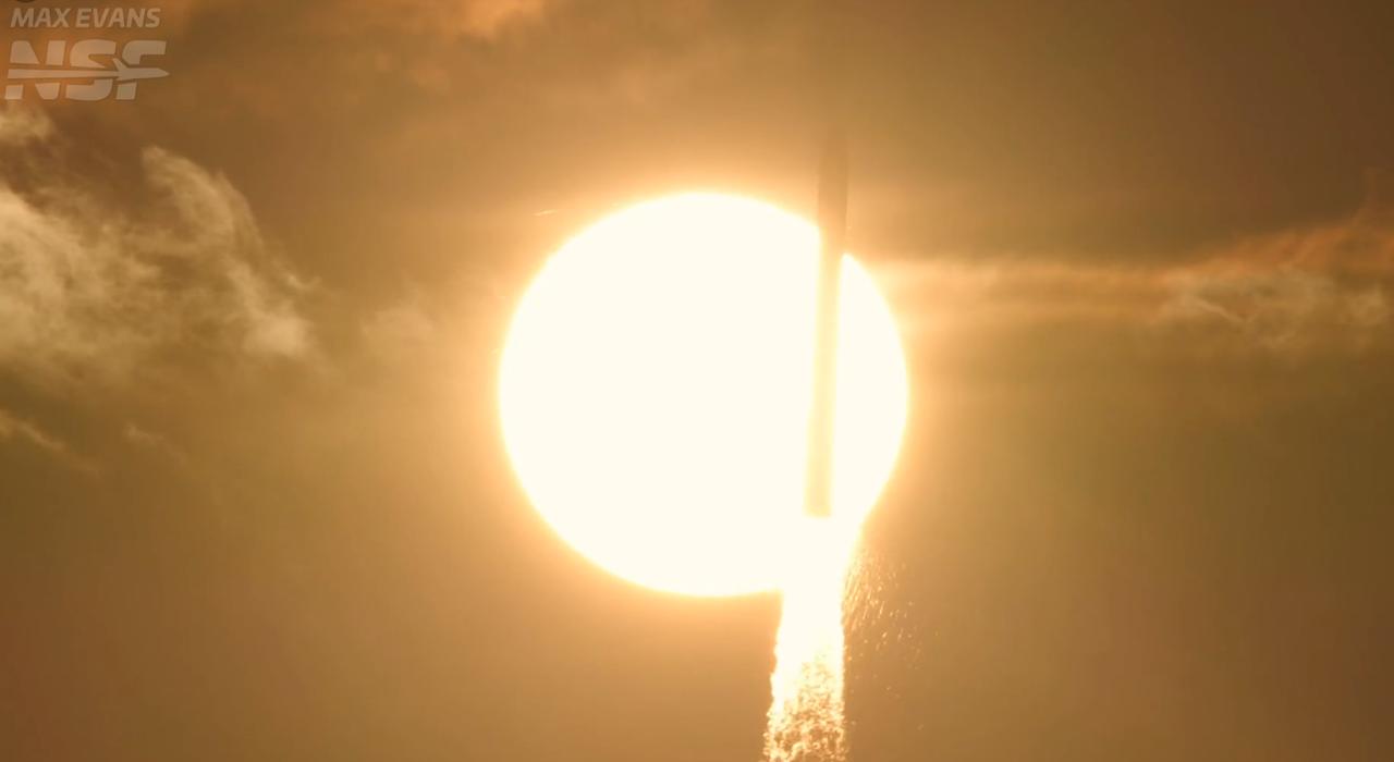 迄今为止最大、最强的运载火箭星舰成功完成入轨，做了什么？答案——就是进行了2