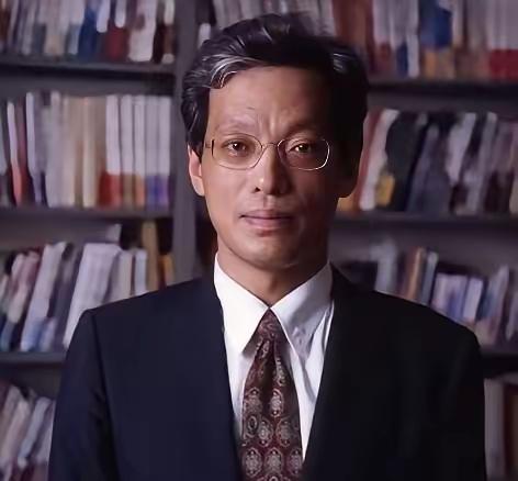 12月14日这一天，日本舆论彻底炸锅了！法政大学二战史教授山口二郎，当着全国观众