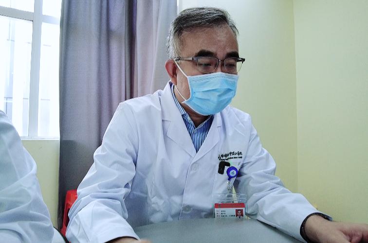 最近门诊我发现很多病友，都在纠结一个问题，我觉得有必要澄清一下！有些朋友做了肺结