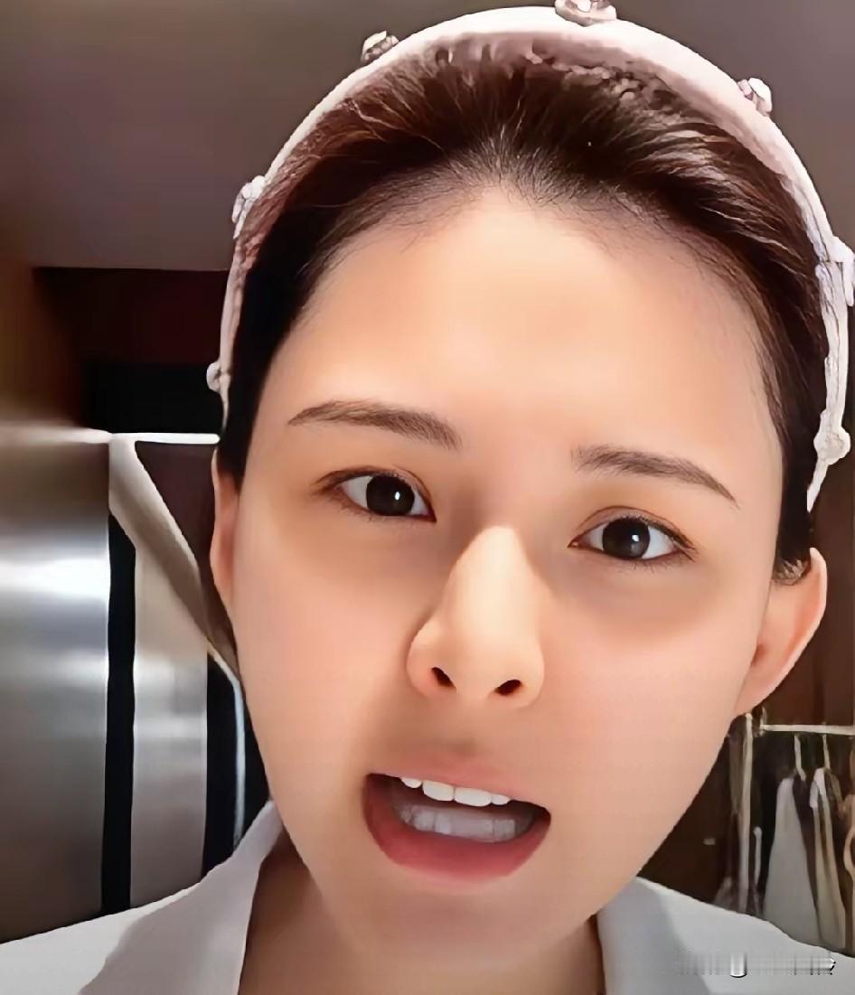 她谈过的男人都是有老婆的，都是老人，只有汪小菲年轻有钱还恋爱脑，她能不气死吗？