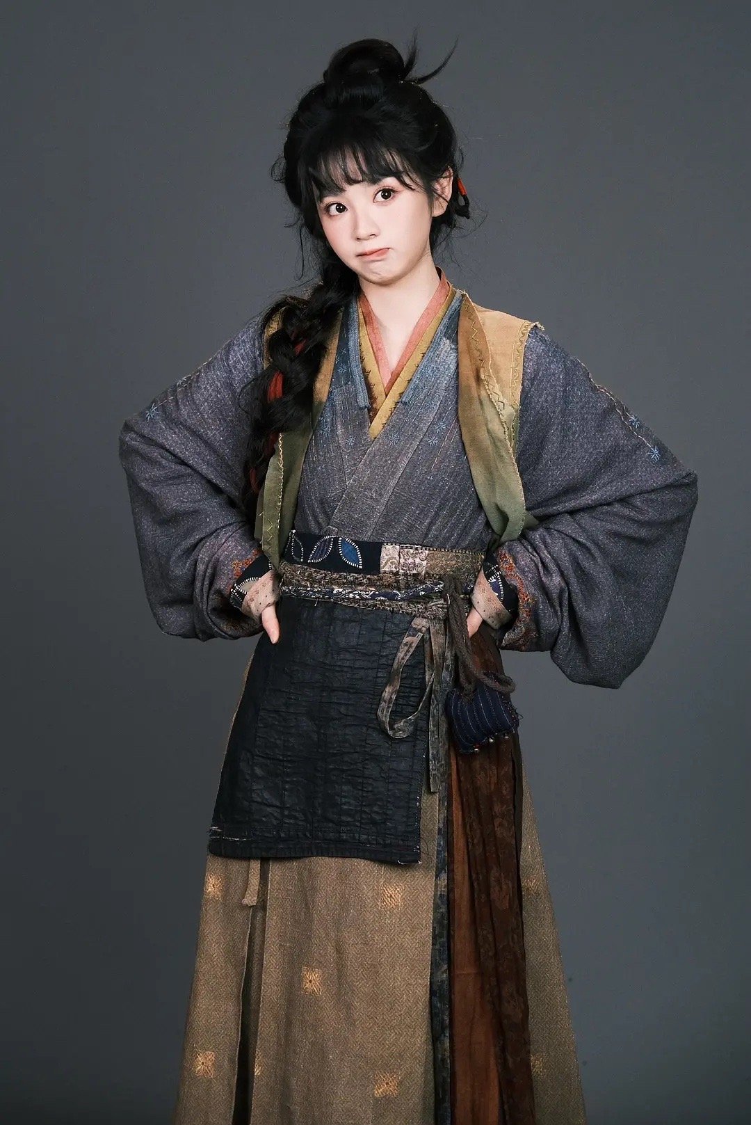 感觉逐玉的妆容确实是田曦薇所有妆容中最适合她的