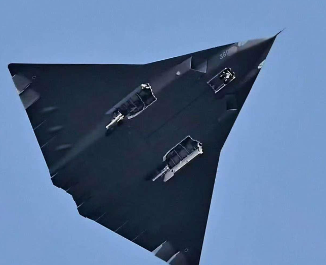 为什么西方国家不直接模仿中国第六代战机的外形设计，以省去风洞实验的研发成本？ 