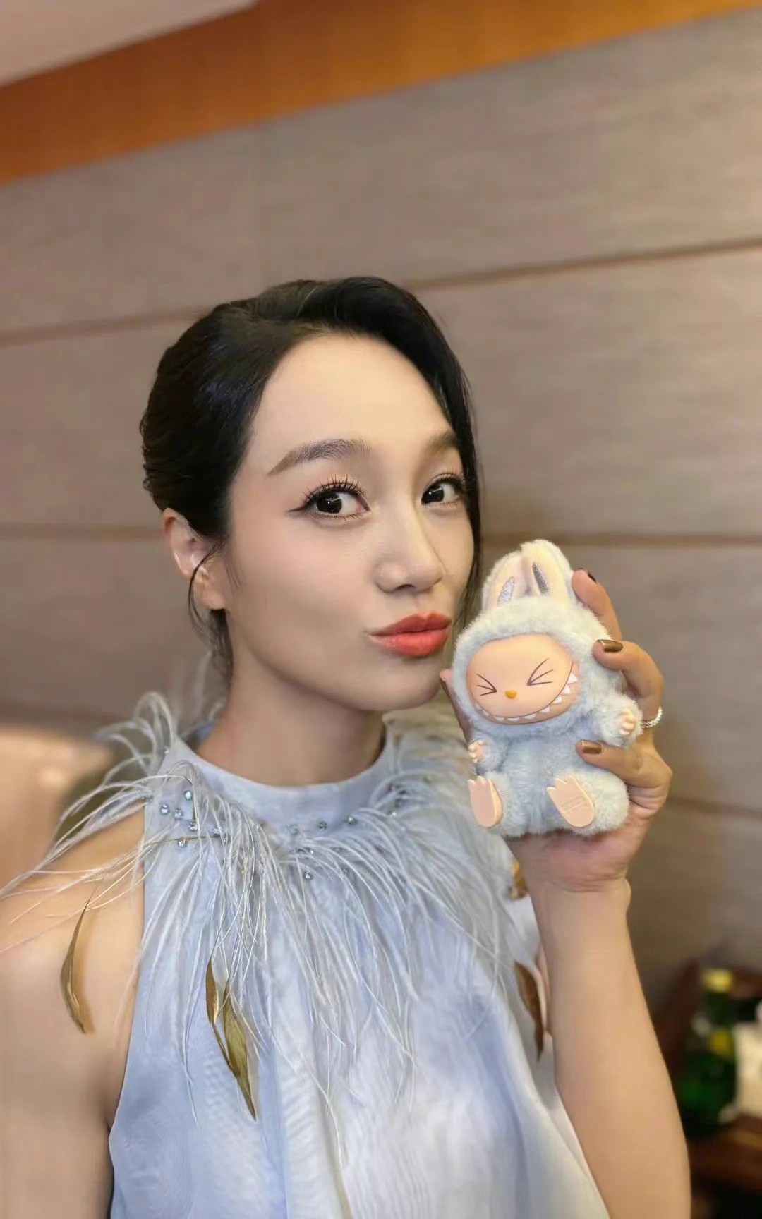 朱丹发长文道歉后她的妈妈哭了不是因为女儿的低情商发言，而是女儿之所以这