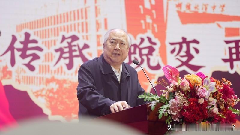 钱学森聪明到什么程度？那简直超乎想象！他28岁就成为世界知名空气动力学家，36岁