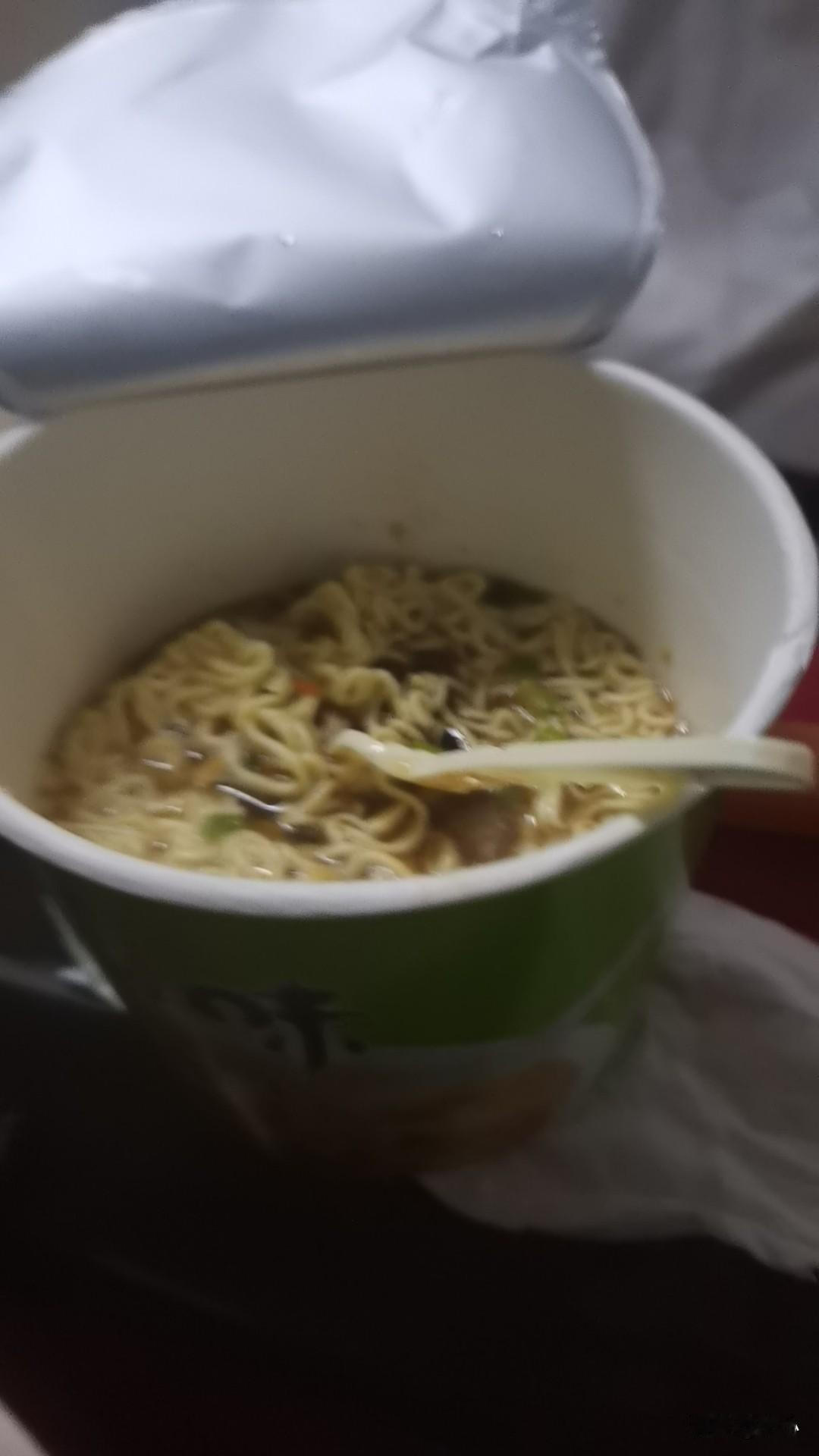 负债40万，每个月还分期的个性化分期，其他大额的欠款基本没还，还不起。曾经我