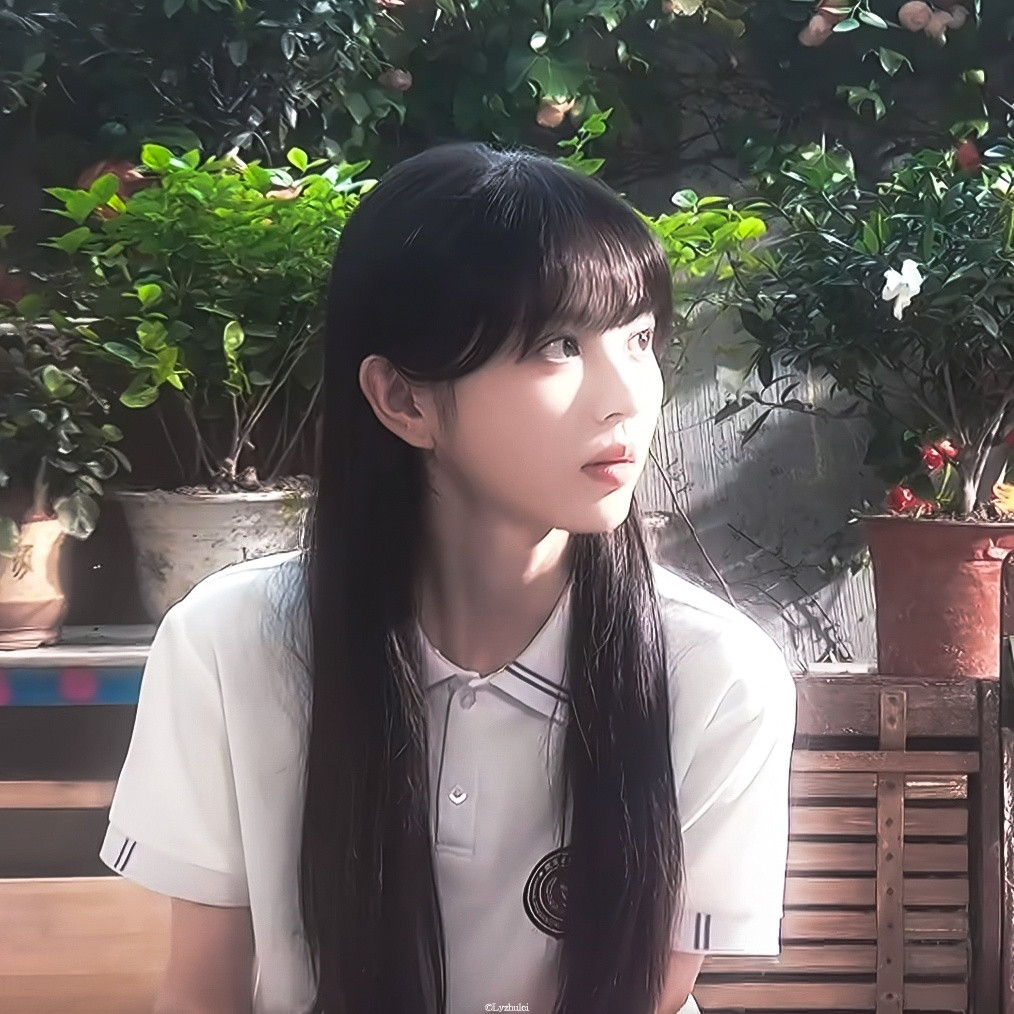 知夏学姐田曦薇