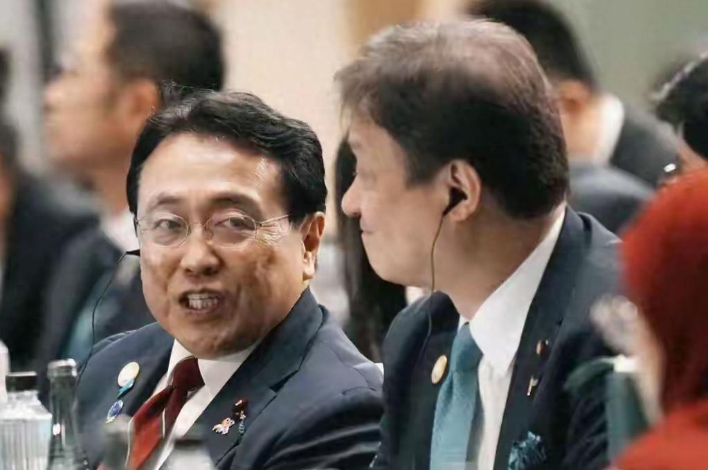 全网都被日本蒙了！中国稀土镓断供4个月，看似风平浪静，实则日本在死撑演戏！据