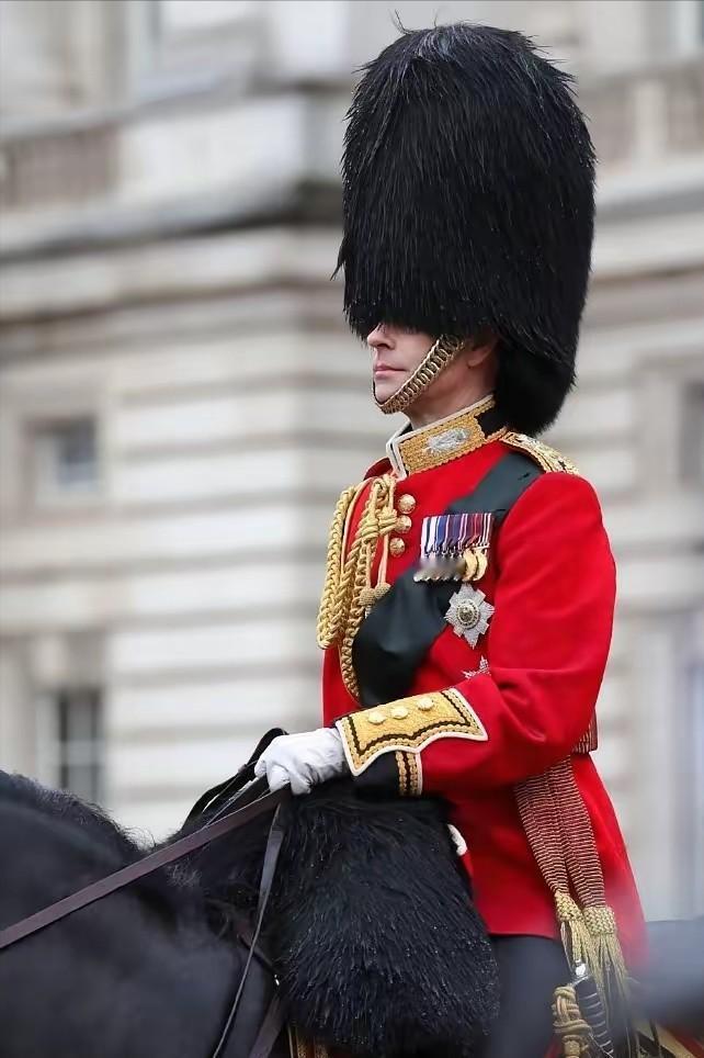 英国是完整走过登顶、称霸、衰落全流程的国家！他访华绝非德国、法国这样的国家可比，