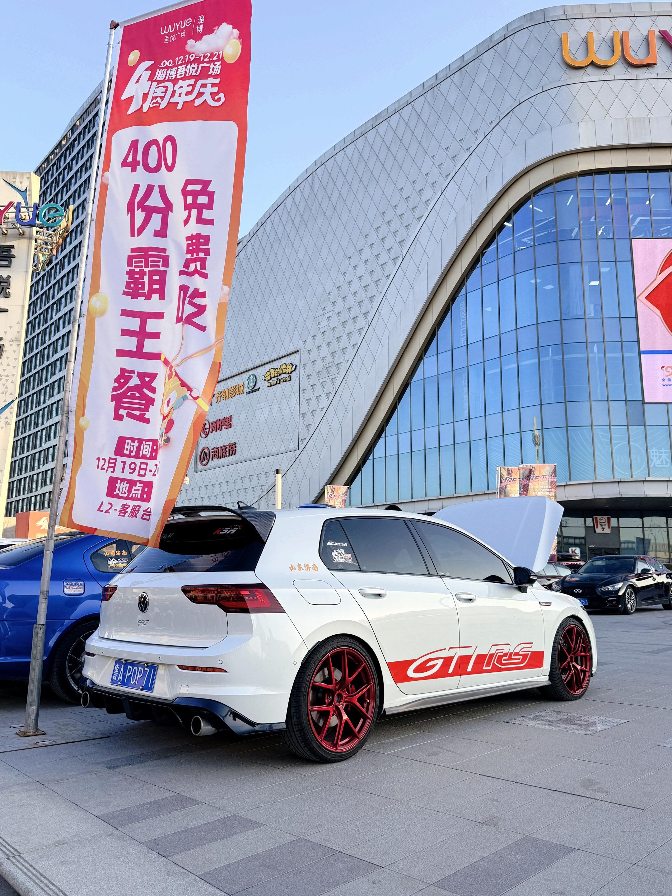 漏个相吧小宝贝