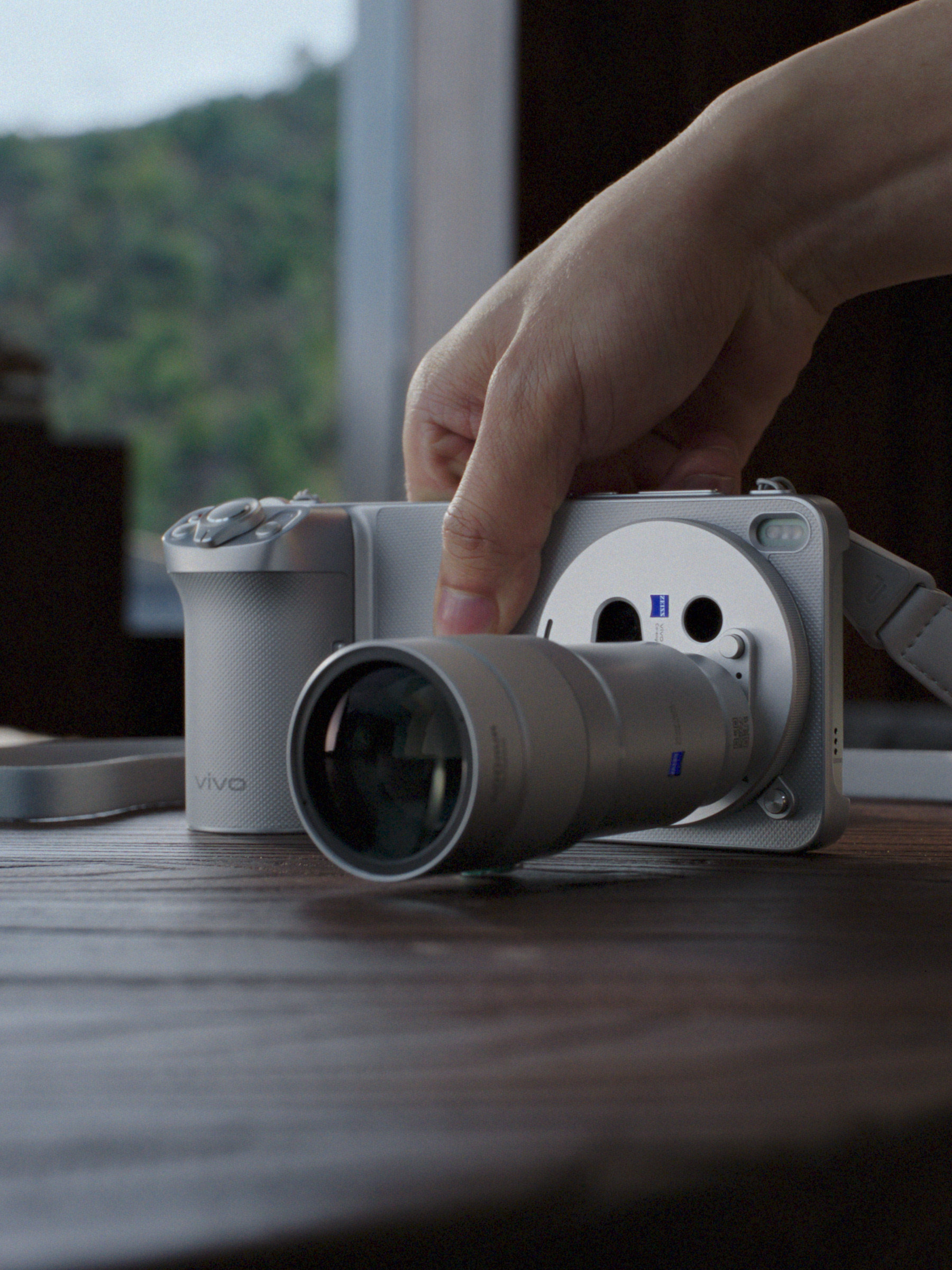 【数据时刻】把相机装进手机，不是说说而已。这次，vivoX300Ultra请