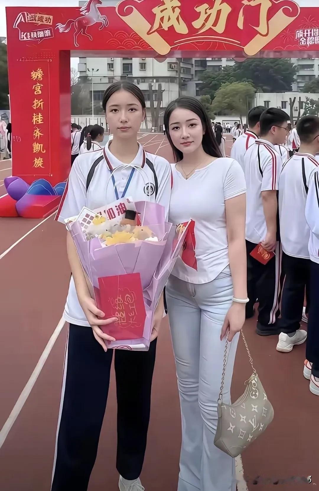 6月8日，高考第二天！到了高中，你会发现：通过昨天语文和数学两场考试，想