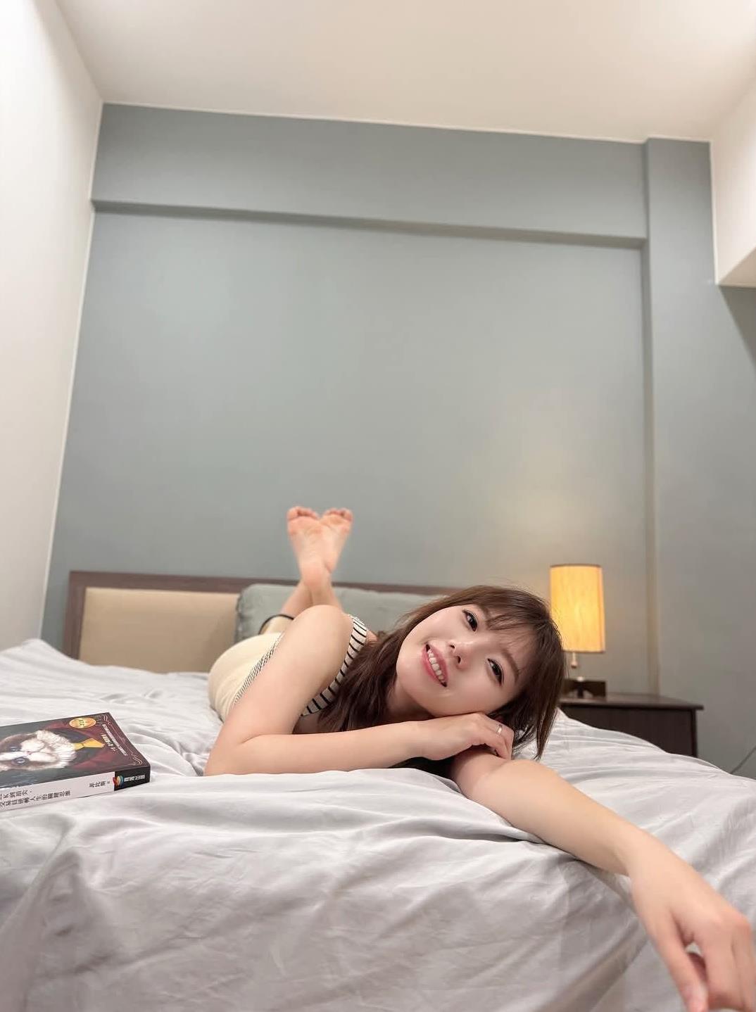 TVBS为何让青鸟主持谭伊伦接替翟翾！最近有不少网友反映，自从翟翾从TVBS王