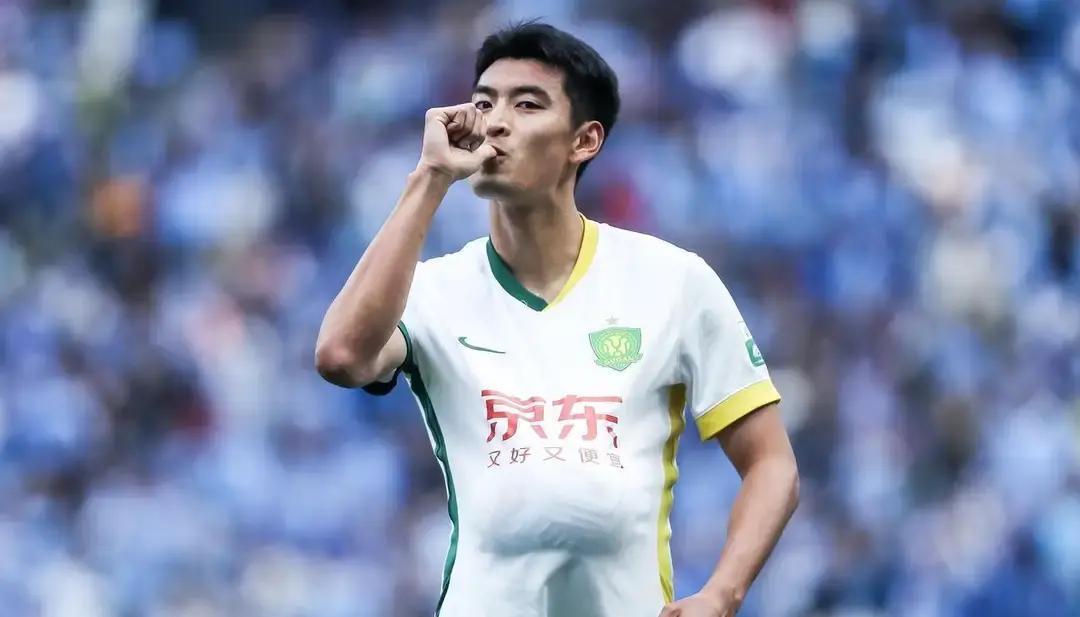 国安把尖刀递给了争冠对手。这不是转会，是战略格局的洗牌。成都蓉城用800万