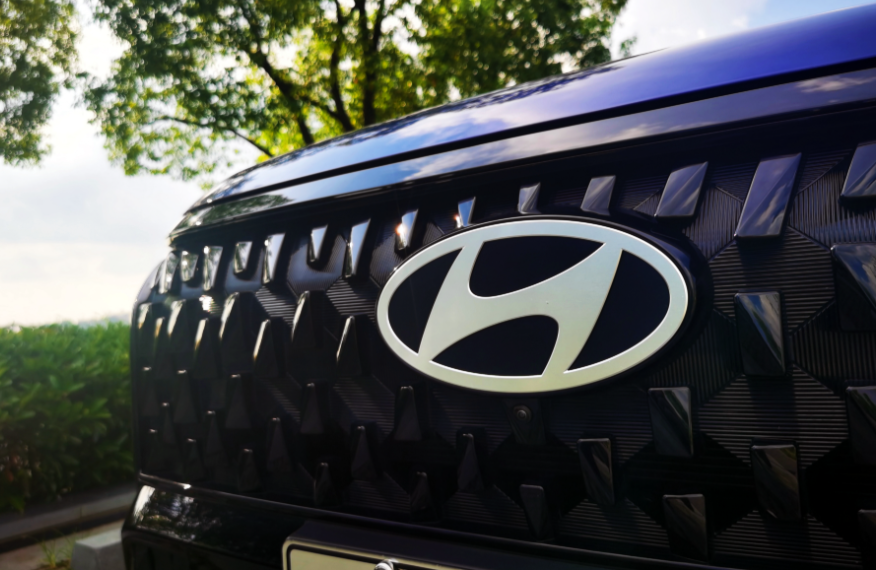 2005年，现代在国内卖了：17.7万辆。2010年，现代在国内卖了：109.