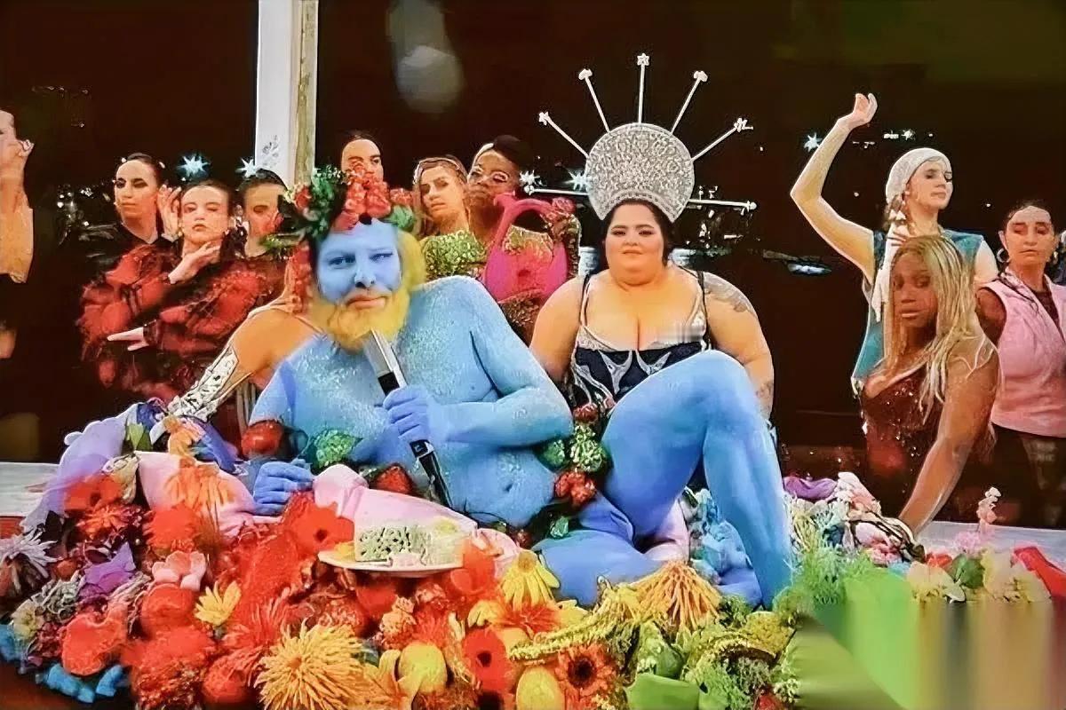 巴黎奥运那个“蓝精灵”，我们都错怪他了。不是他膈应人，是法国人在玩“艺术版狠