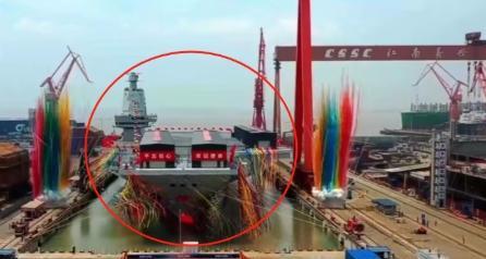 为什么福建舰这么久还不服役？其实说白了，是因为福建舰的技术问题，没办法直接服役。