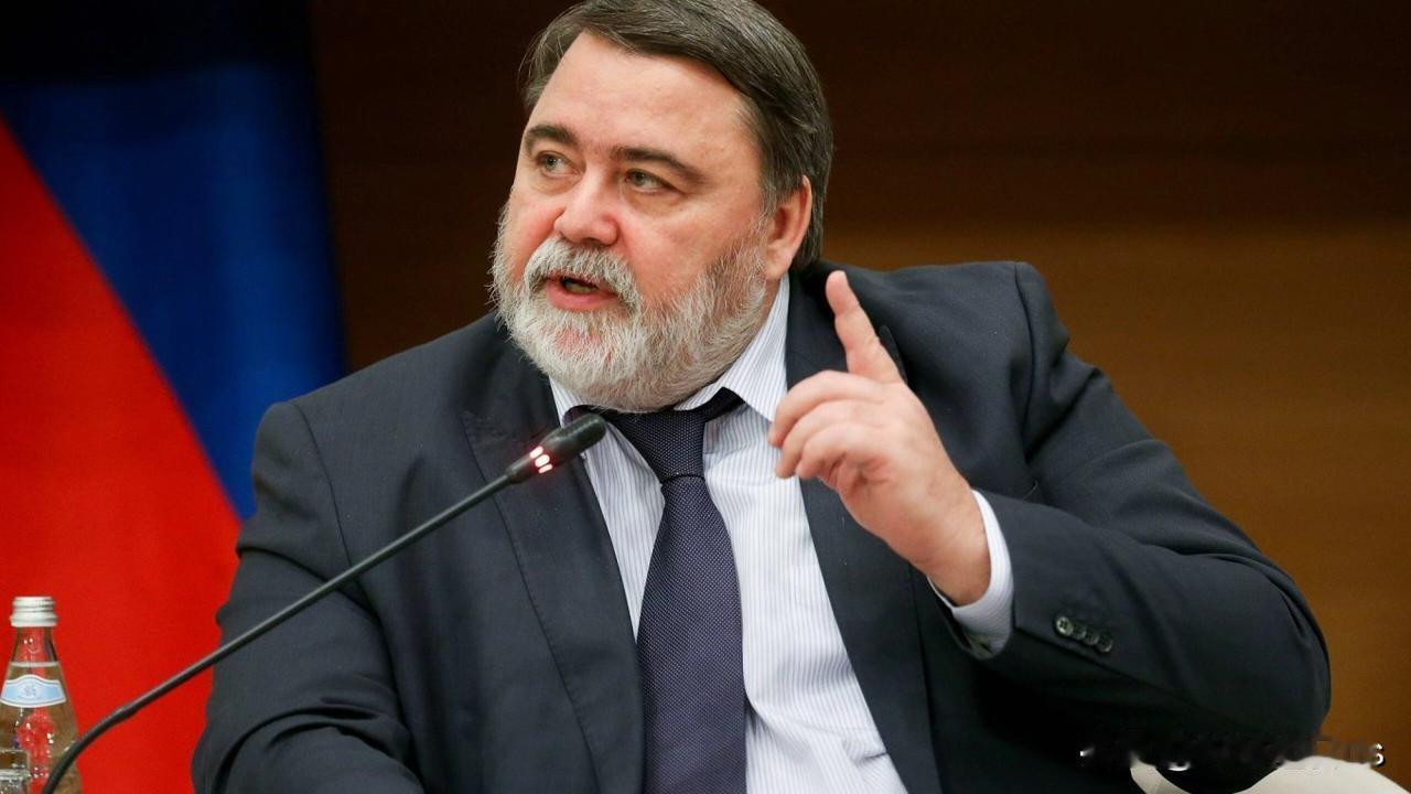 圣彼得堡商品交易所主席宣布，由于油价低估，俄罗斯损失了“数万亿美元”圣彼得堡国际