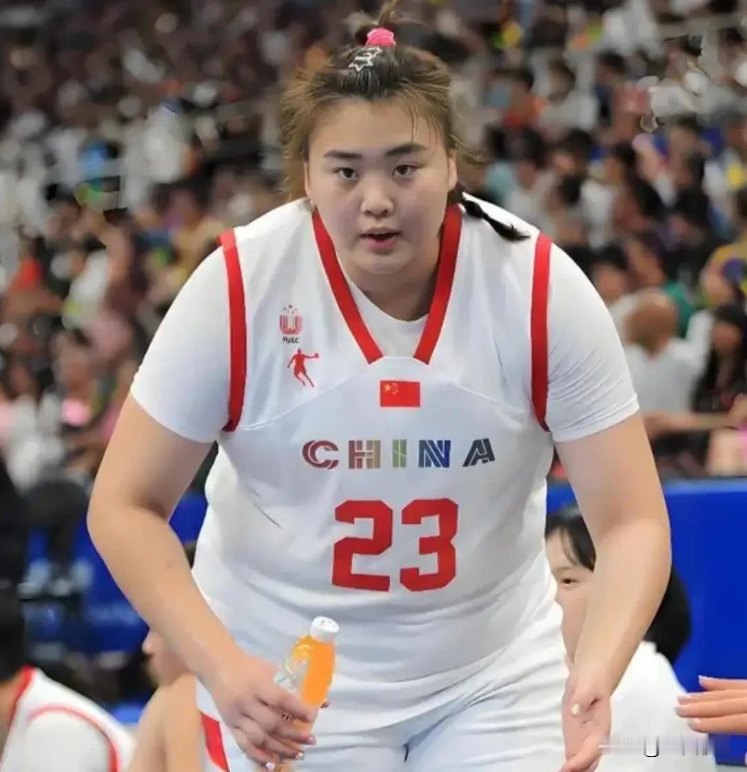 不要再去伤害刘禹彤的感情了！为备战2026年世界杯及爱知·名古屋亚运会，中国篮