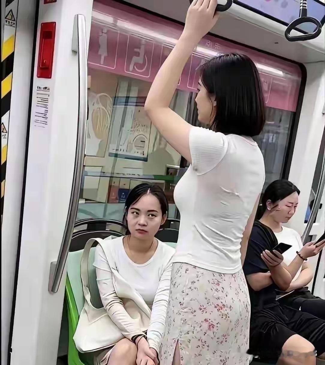 嫉妒恨的眼神，这算一种文化吗