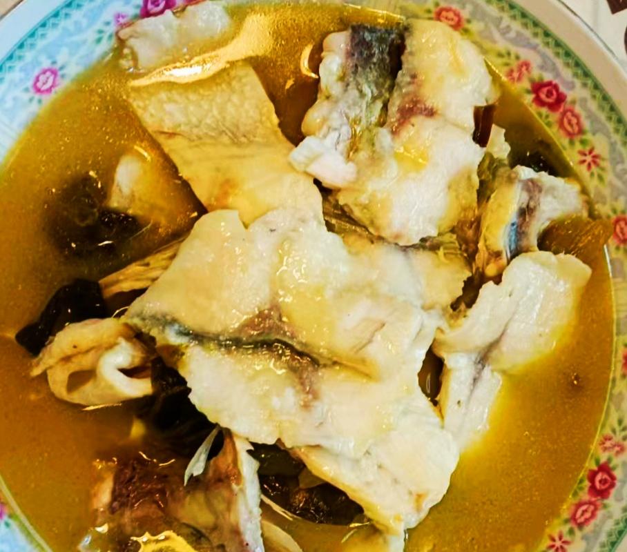 又逢周末，我询问孙子几点到家，晚上想吃什么。孙子回复道：“今天没什么胃口，做简单