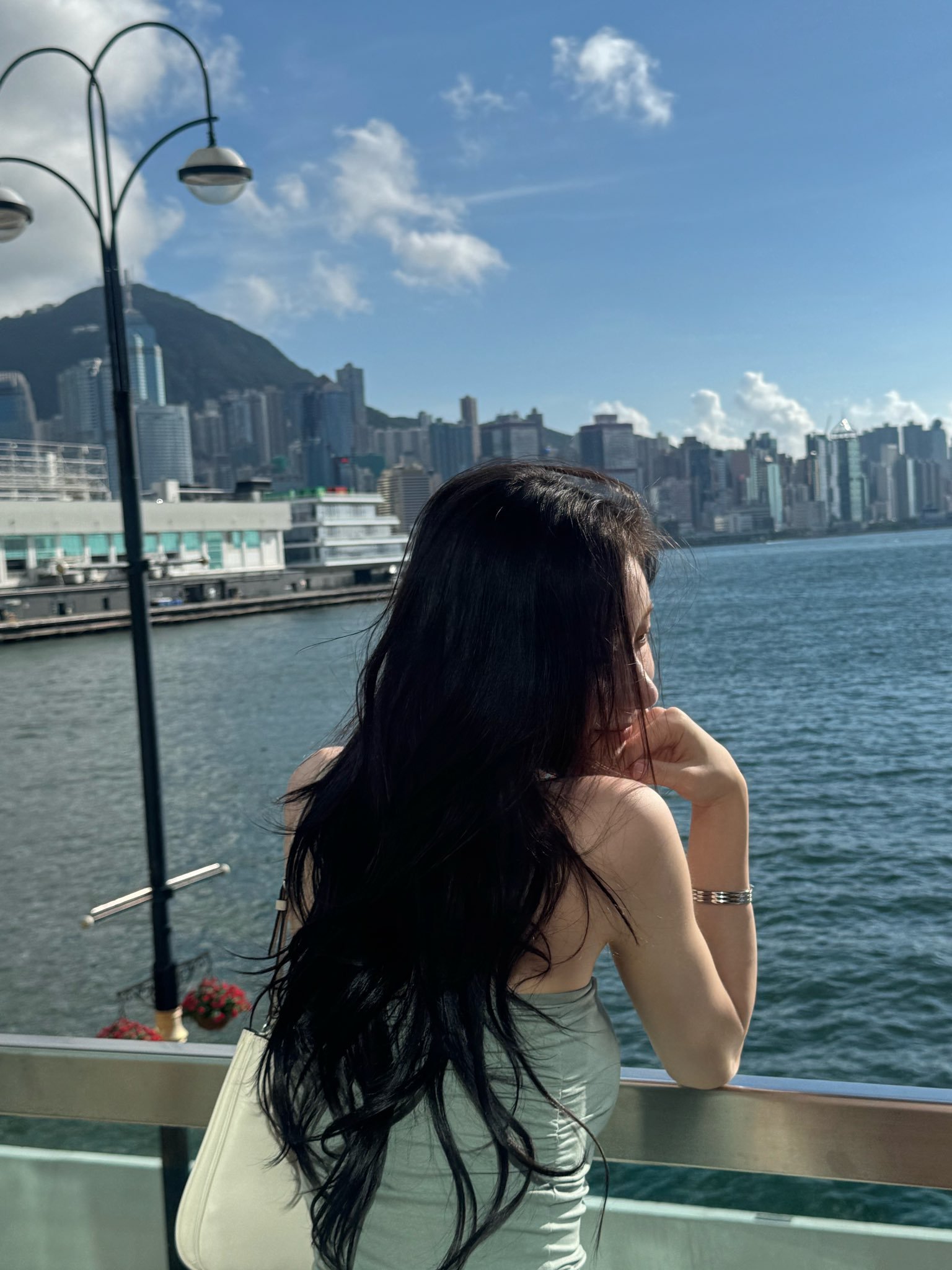 260621ITZYChaeryeong李彩领“我觉得这些会很适合做壁纸